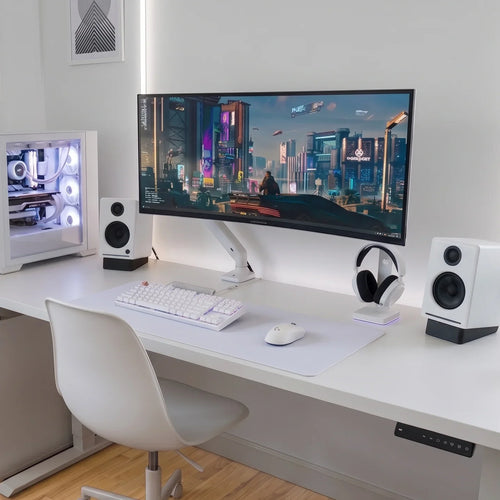 Translation missing: en.Build a Clean Gaming Setup: Console, PC, or Hybrid